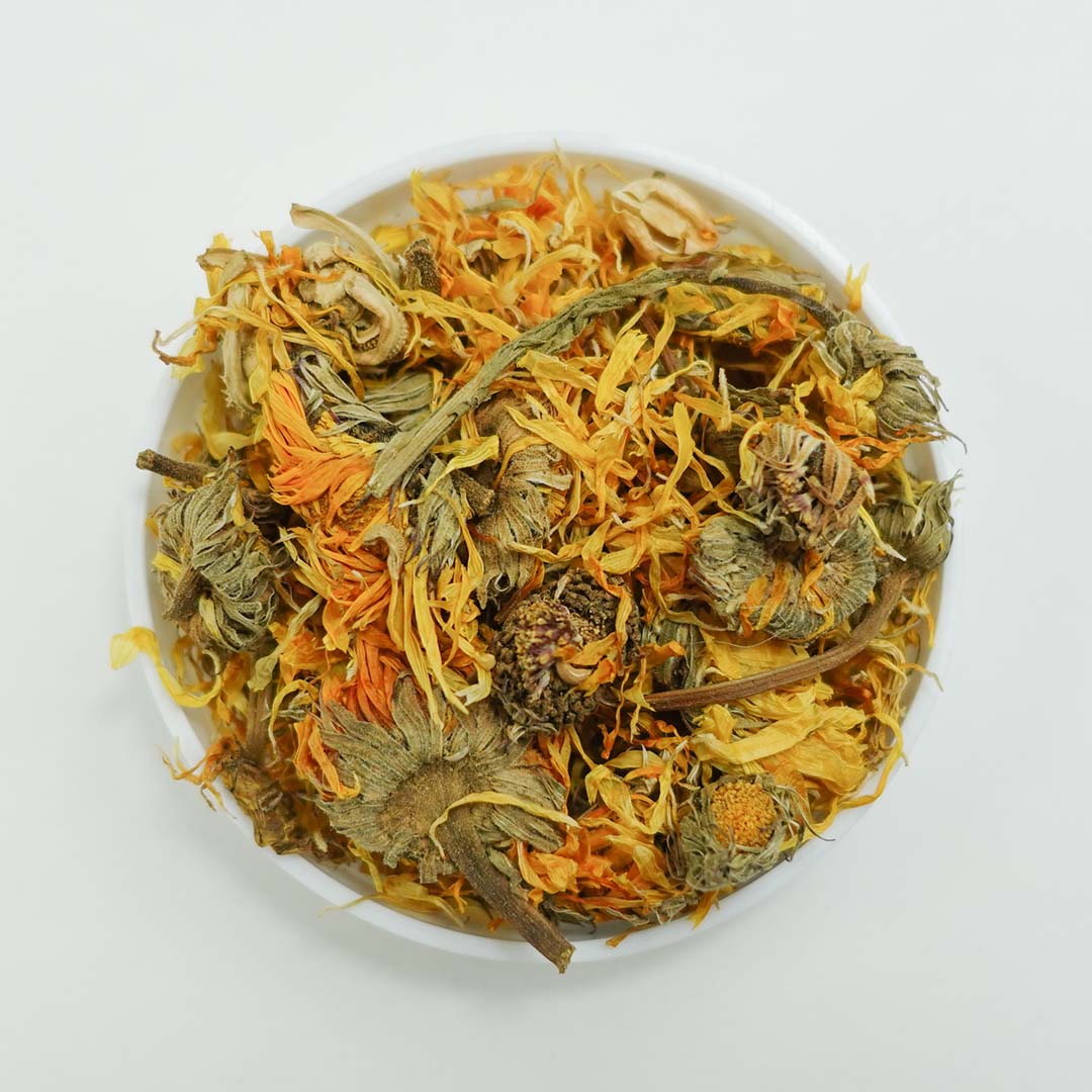 Safe, healthy, and organic treats for guinea pigs, GuineaDad marigold